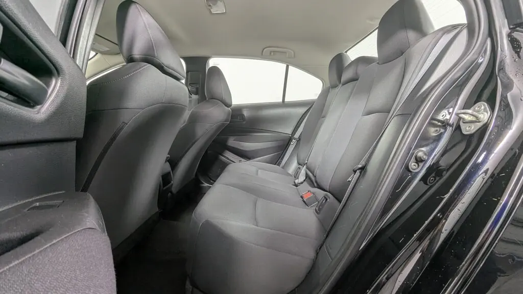 2022 TOYOTA COROLLA LE photo 11