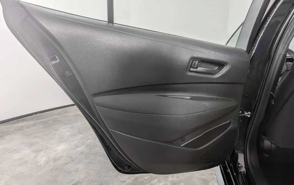 2022 TOYOTA COROLLA LE photo 12