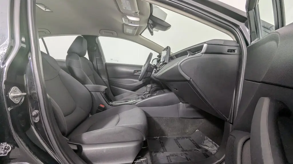 2022 TOYOTA COROLLA LE photo 16