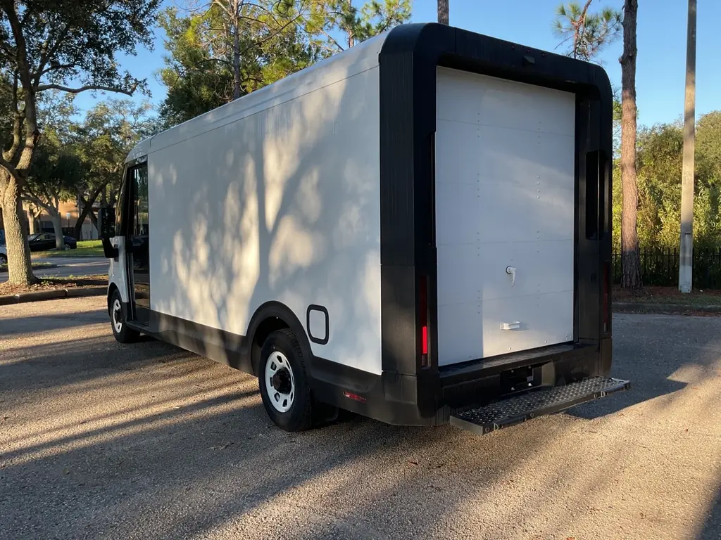 2024 BRIGHTDROP ZEVO 600 photo 3