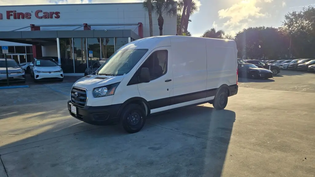 2023 FORD E-TRANSIT photo 1