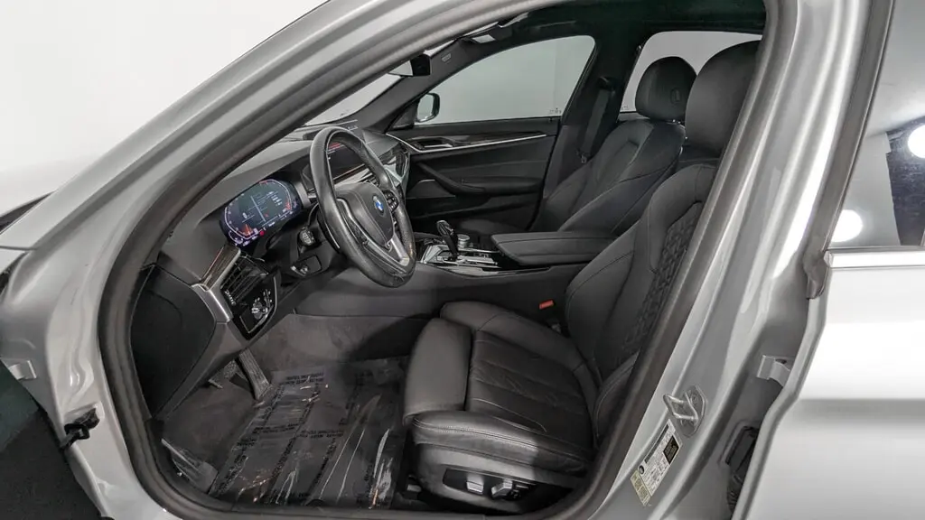 2021 BMW 5 SERIES 530I photo 13
