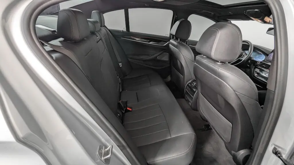 2021 BMW 5 SERIES 530I photo 20
