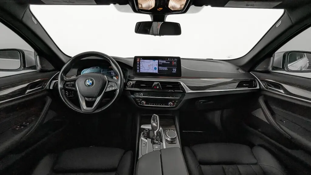 2021 BMW 5 SERIES 530I photo 25