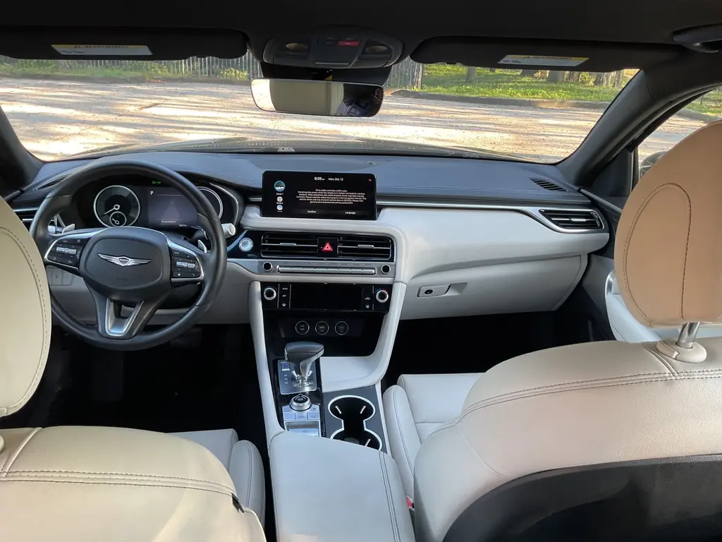 2025 GENESIS G70 2.5T photo 12