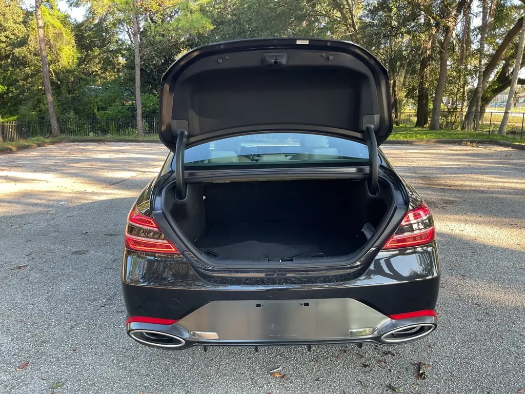 2025 GENESIS G70 2.5T photo 13