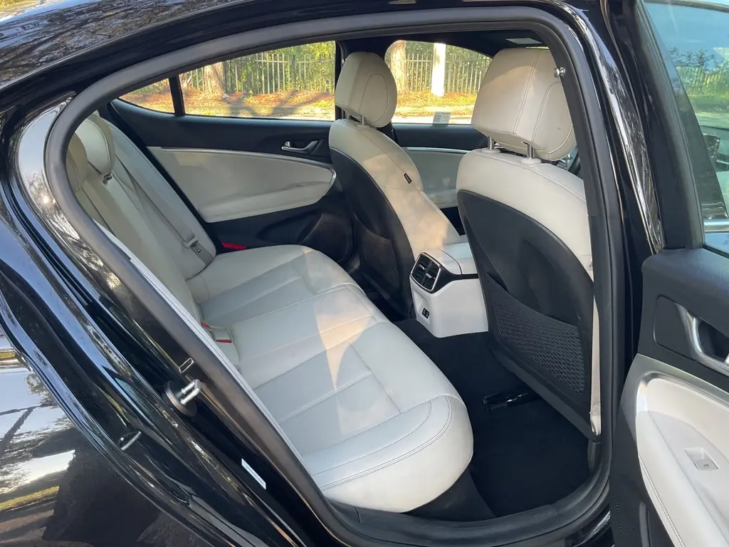 2025 GENESIS G70 2.5T photo 15
