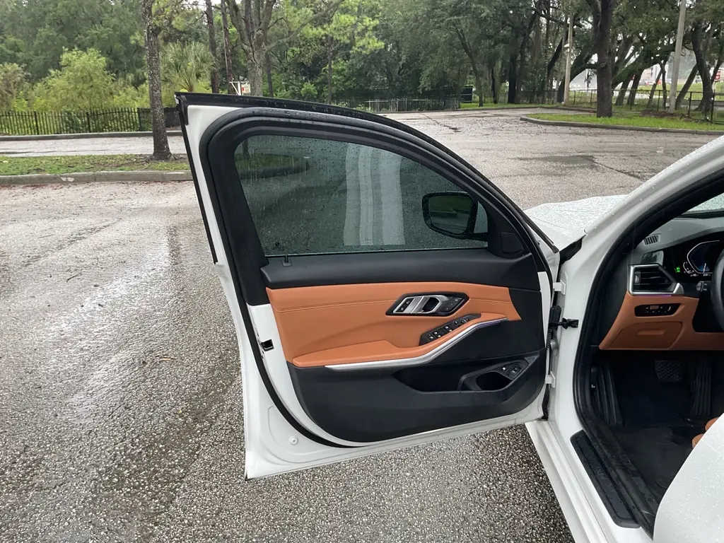 2021 BMW 3 SERIES 330E photo 10