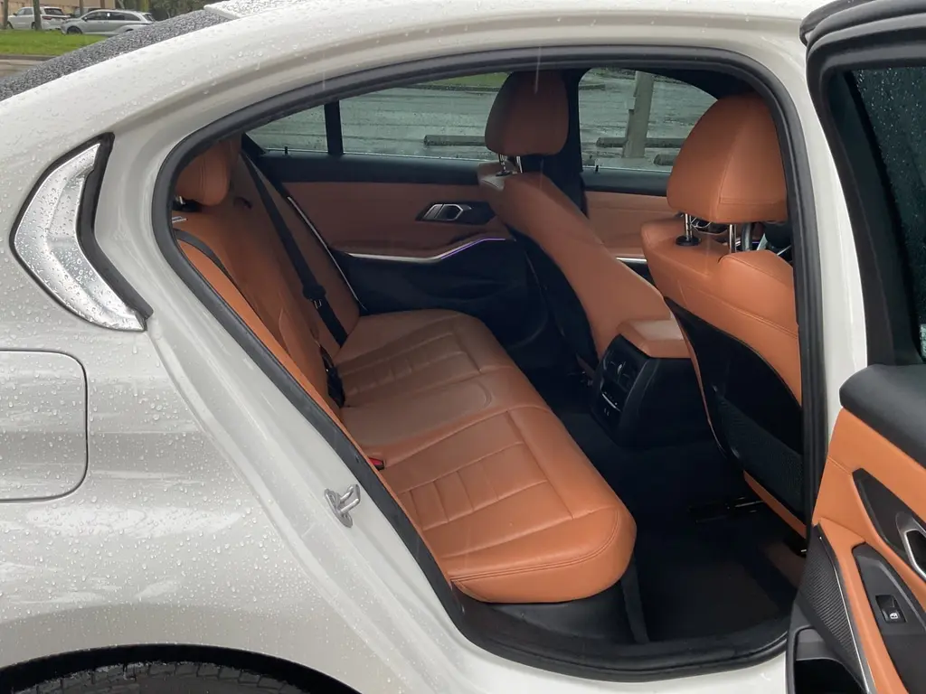 2021 BMW 3 SERIES 330E photo 19