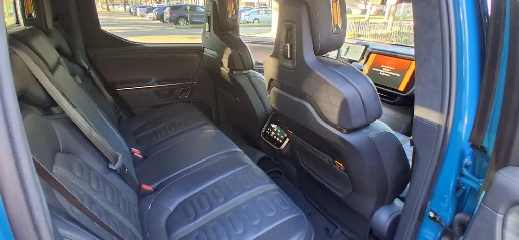 2022 RIVIAN R1T ADVENTURE PACKAGE photo 13