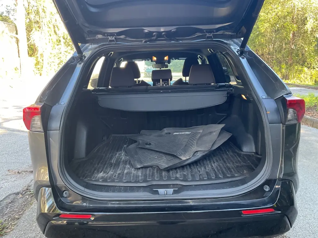 2021 TOYOTA RAV4 PRIME SE photo 14