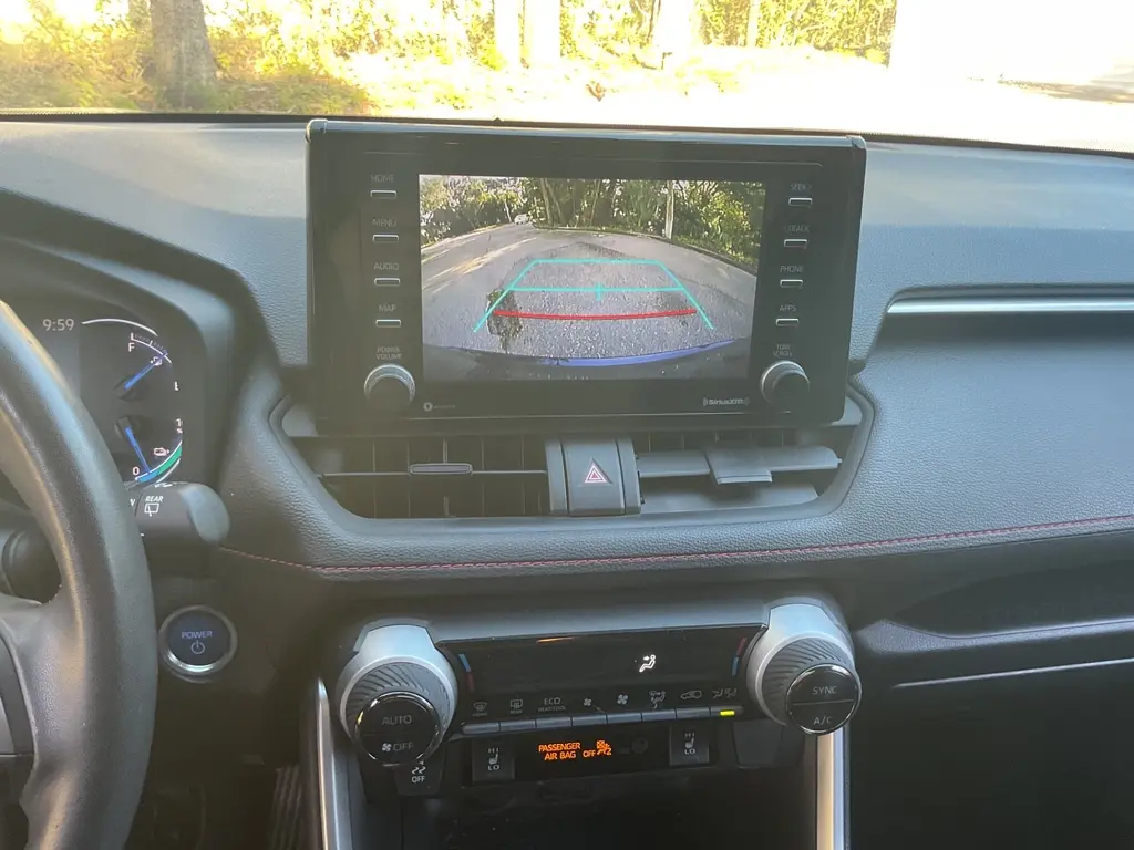 2021 TOYOTA RAV4 PRIME SE photo 21