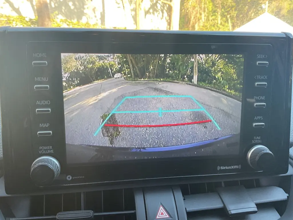 2021 TOYOTA RAV4 PRIME SE photo 22