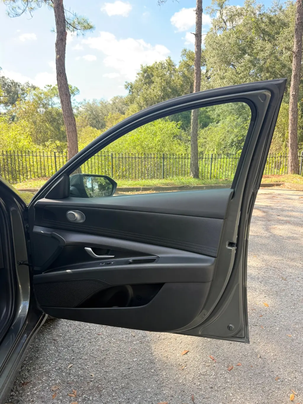 2024 HYUNDAI ELANTRA SEL photo 11