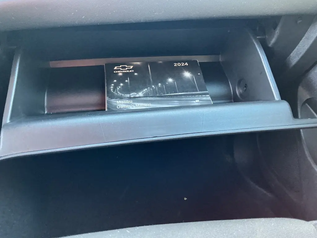2024 CHEVROLET MALIBU LT photo 20