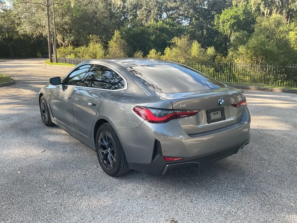 2023 BMW I4 EDRIVE35 photo 3