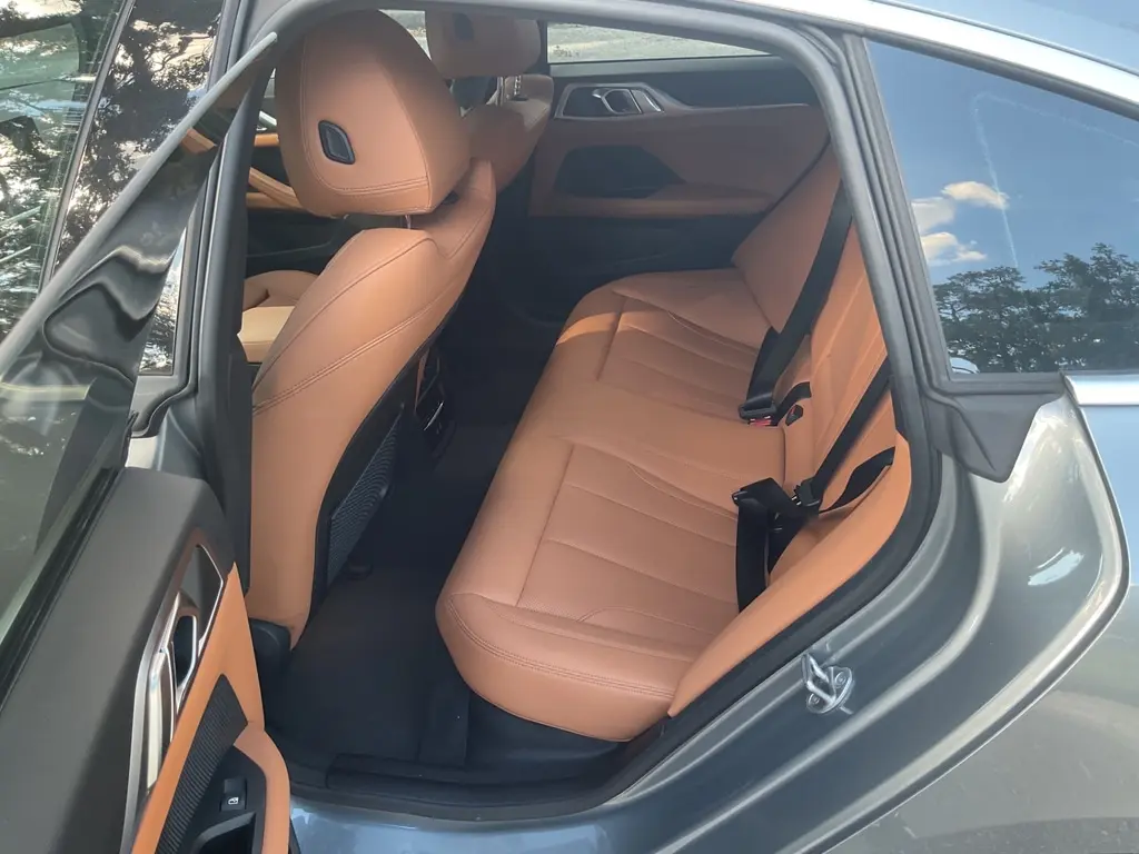 2023 BMW I4 EDRIVE35 photo 12