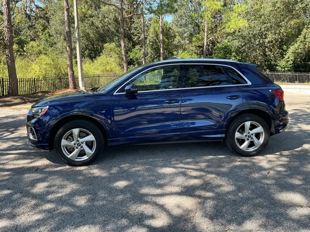 2021 AUDI Q3 PREMIUM photo 2
