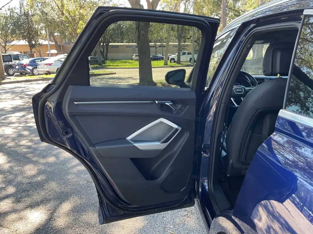 2021 AUDI Q3 PREMIUM photo 11