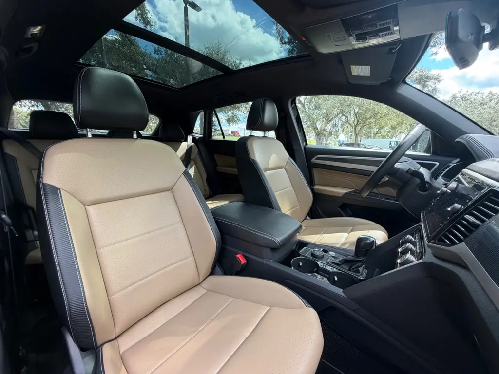 2023 VOLKSWAGEN ATLAS CROSS SPORT 2.0T SEL photo 9