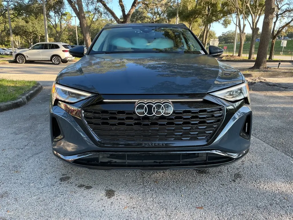 2024 AUDI Q8 E-TRON PRESTIGE photo 8