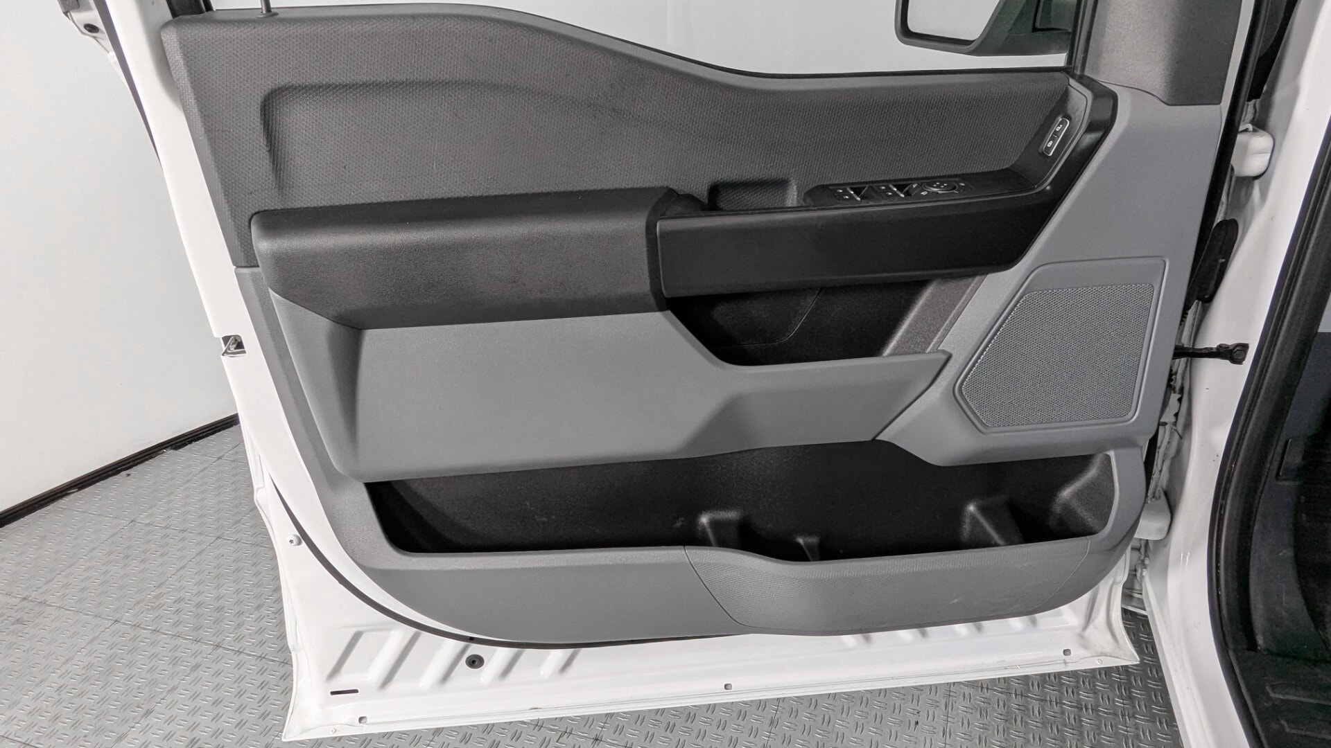 2021 FORD F-150 XL photo 12