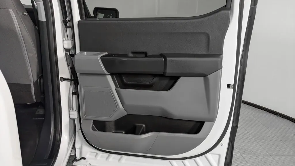 2021 FORD F-150 XL photo 18