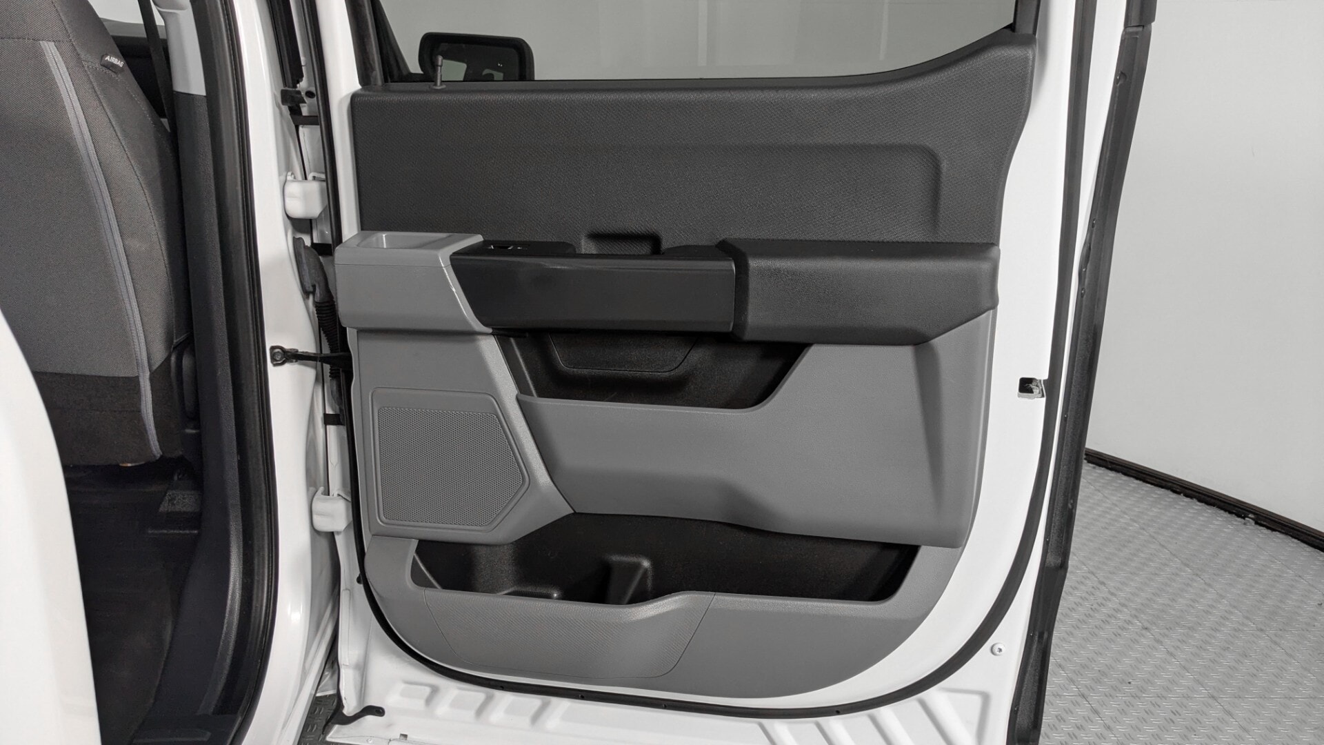 2021 FORD F-150 XL photo 18
