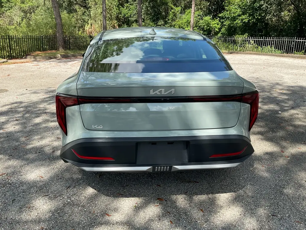 2025 KIA K4 LXS photo 4