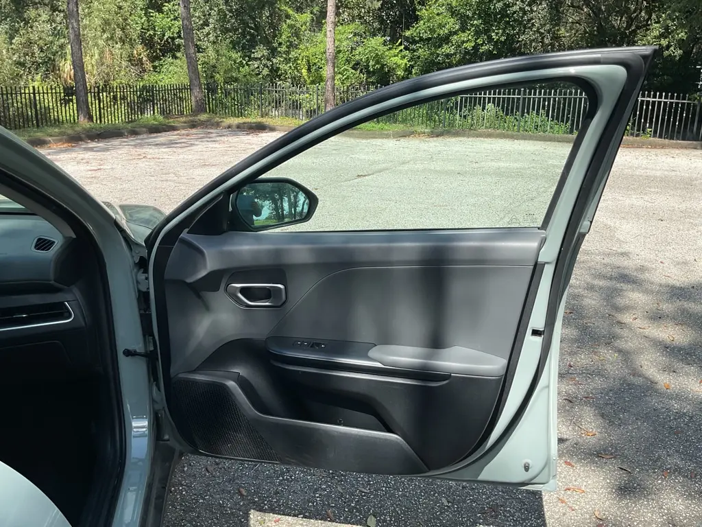 2025 KIA K4 LXS photo 16