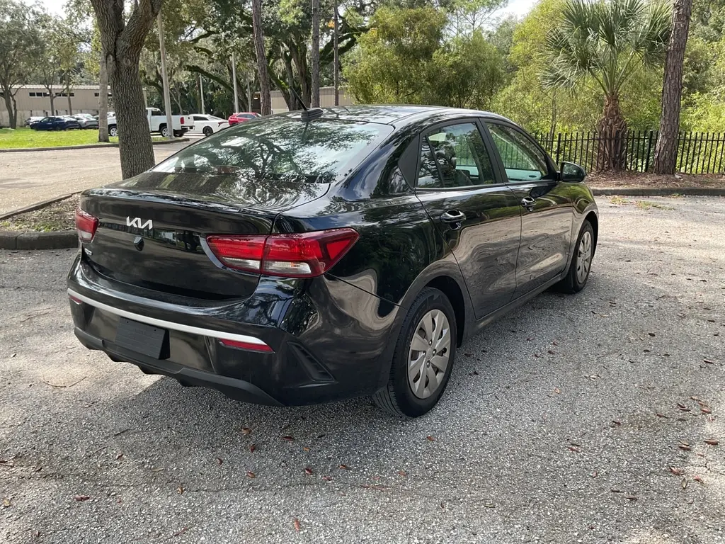 2023 KIA RIO LX photo 5