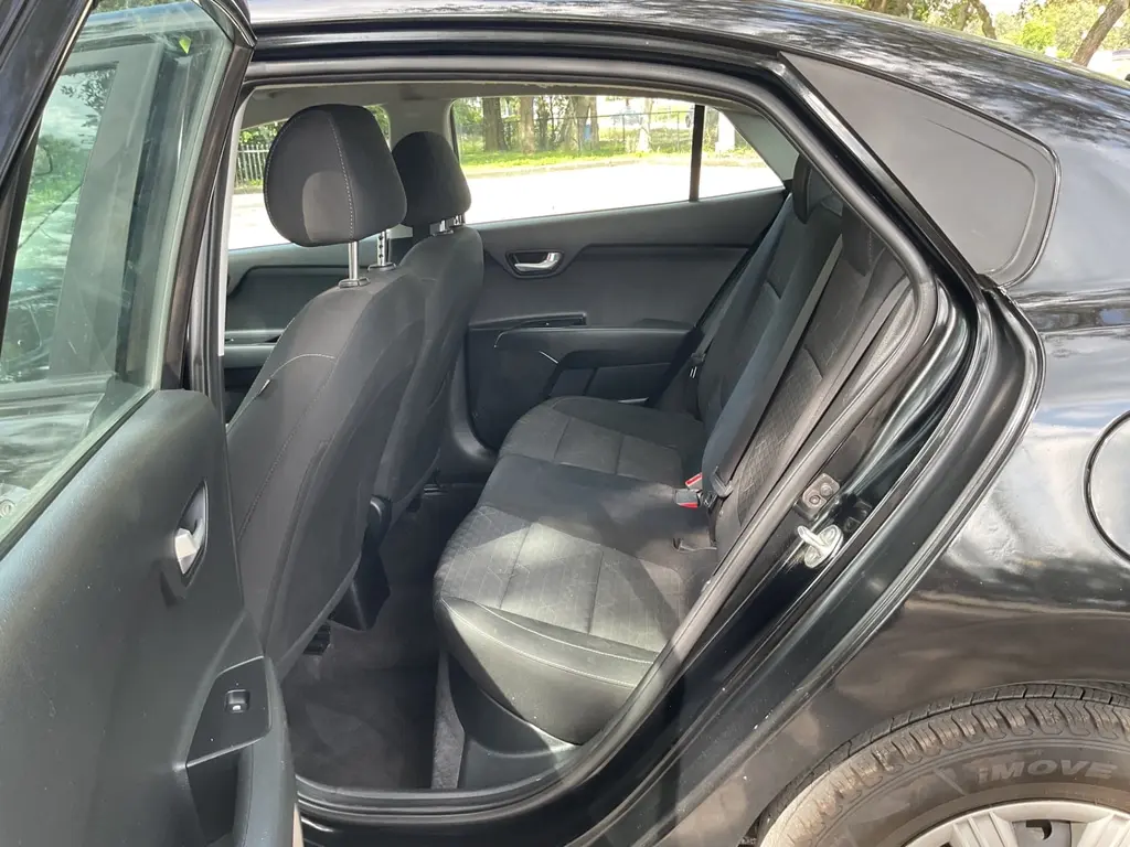 2023 KIA RIO LX photo 12