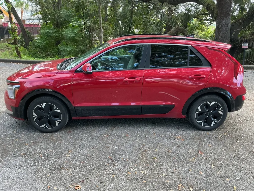 2023 KIA NIRO EV WIND photo 23