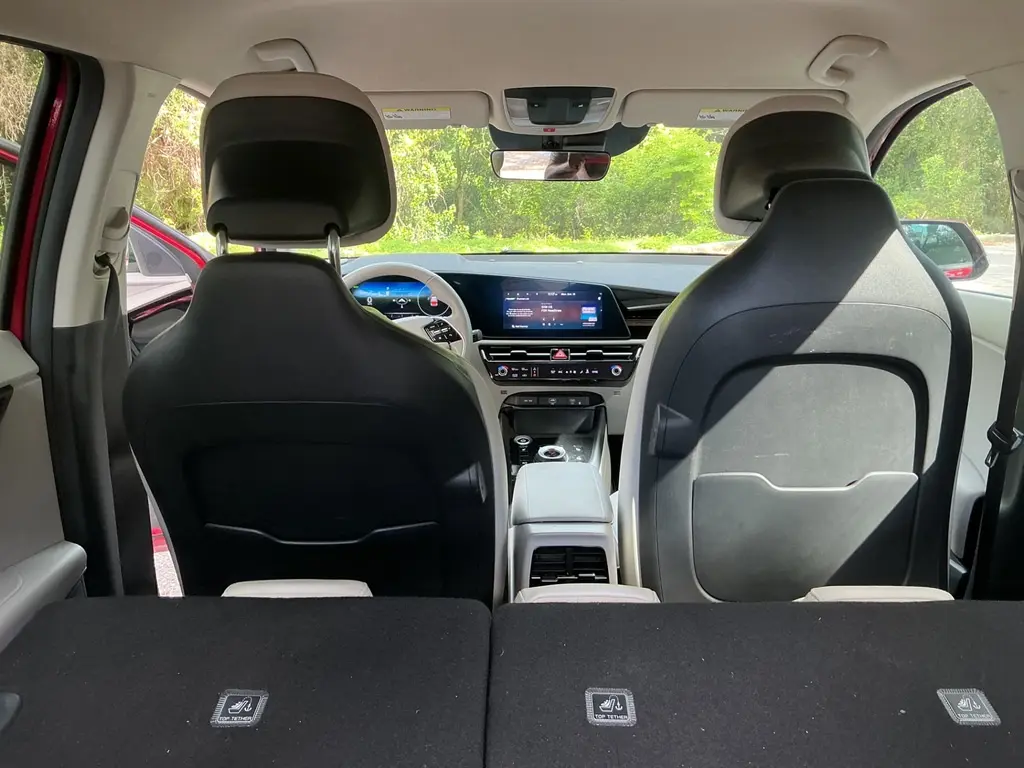 2023 KIA NIRO EV WIND photo 10