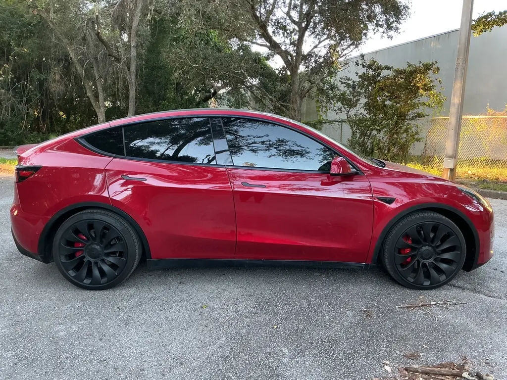 2021 TESLA MODEL Y PERFORMANCE photo 6