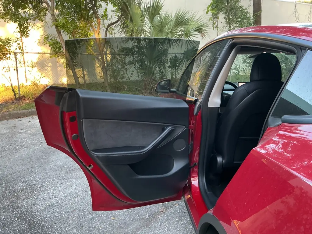 2021 TESLA MODEL Y PERFORMANCE photo 11