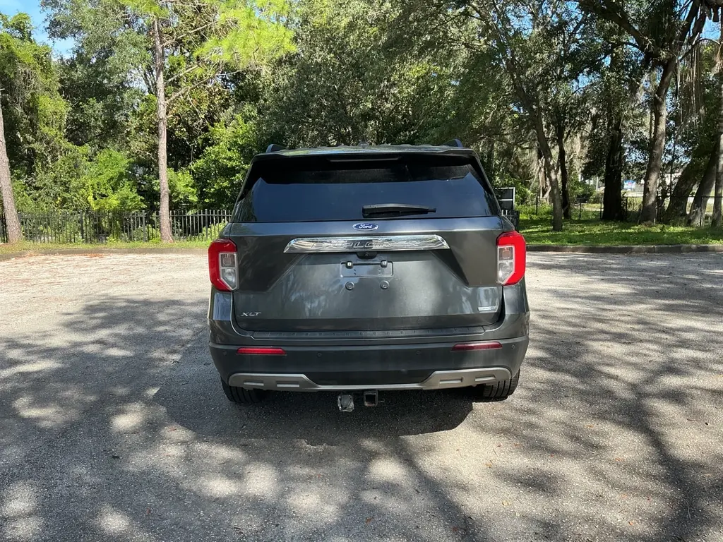 2020 FORD EXPLORER XLT photo 4