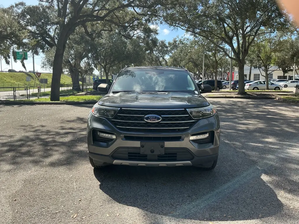 2020 FORD EXPLORER XLT photo 8