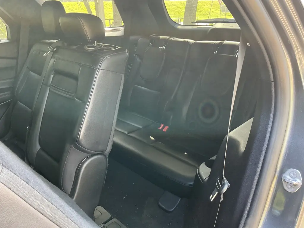 2020 FORD EXPLORER XLT photo 14
