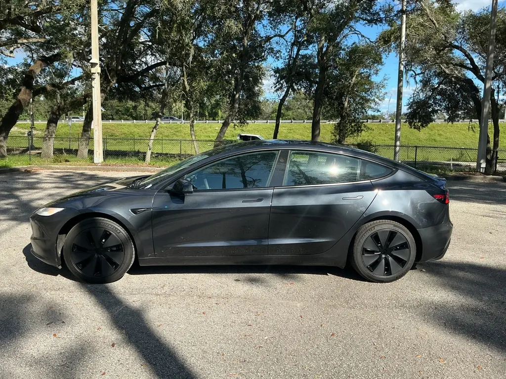 2025 TESLA MODEL 3 LONG RANGE photo 2