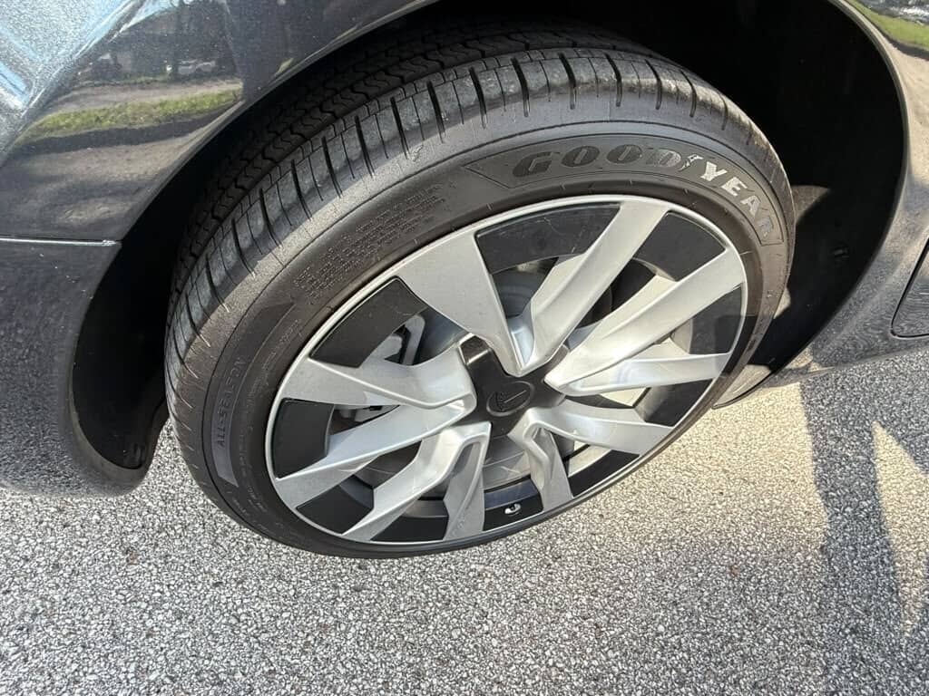 2025 TESLA MODEL 3 LONG RANGE photo 15