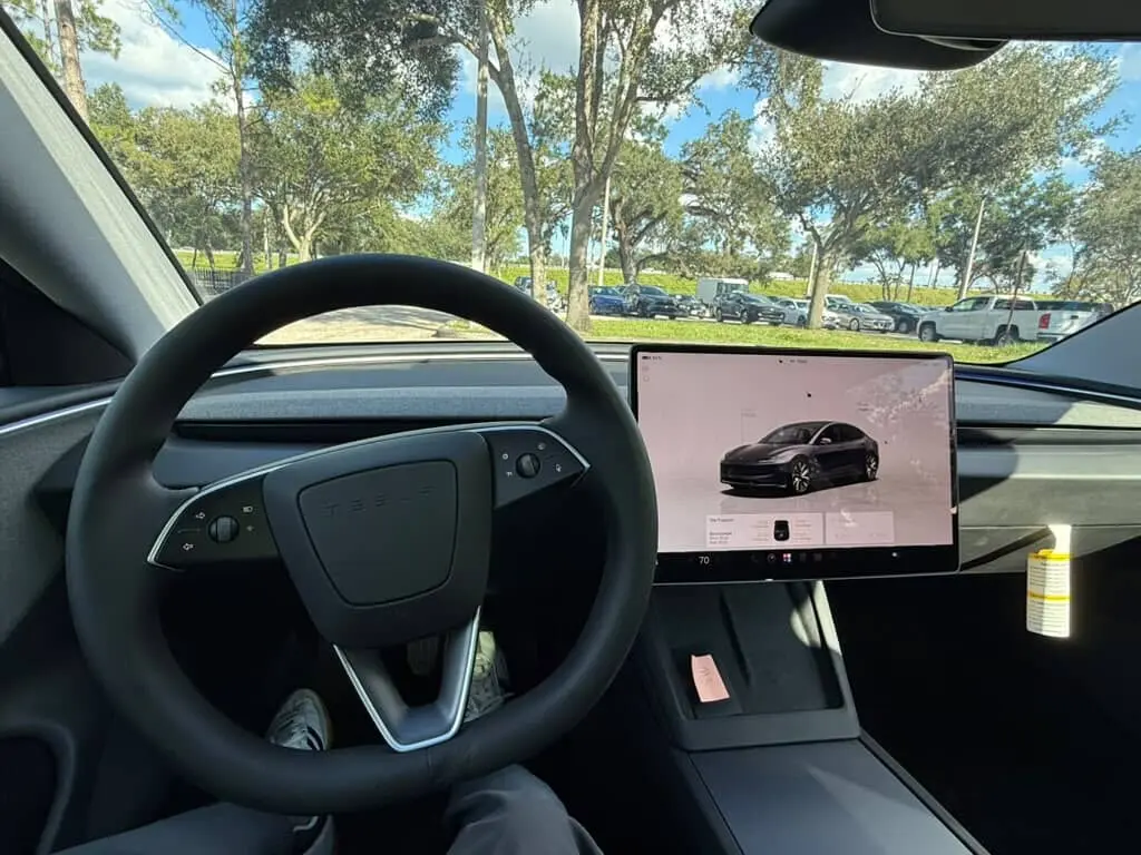 2025 TESLA MODEL 3 LONG RANGE photo 10