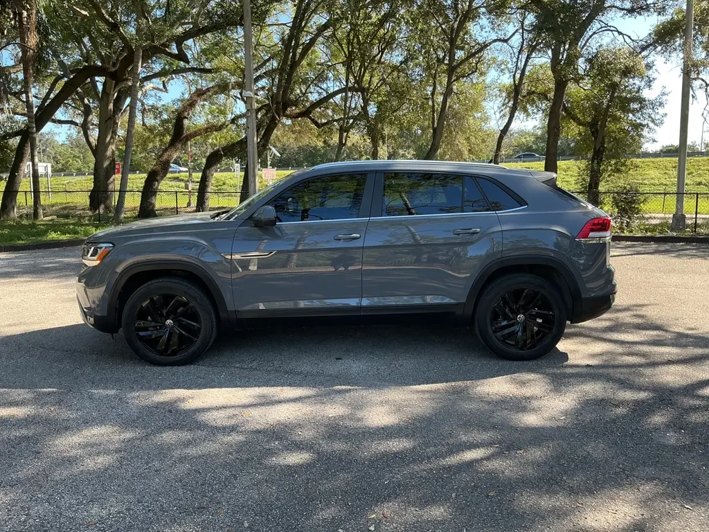 2023 VOLKSWAGEN ATLAS CROSS SPORT 2.0T SE W/TECHNOLOGY photo 2