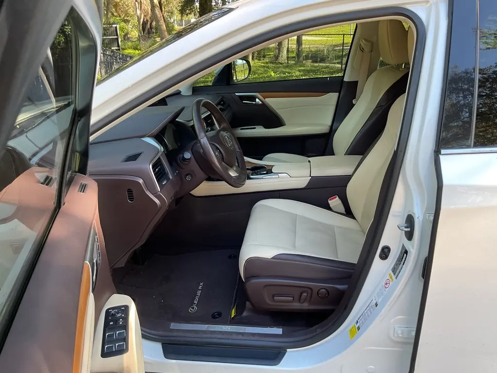 2017 LEXUS RX RX 350 photo 10
