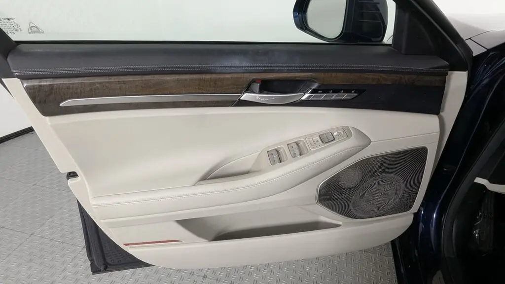 2019 GENESIS G90 3.3T PREMIUM photo 6