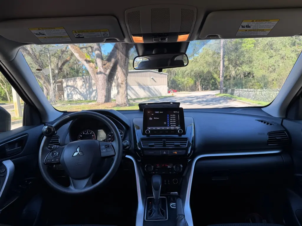 2024 MITSUBISHI ECLIPSE CROSS LE photo 15