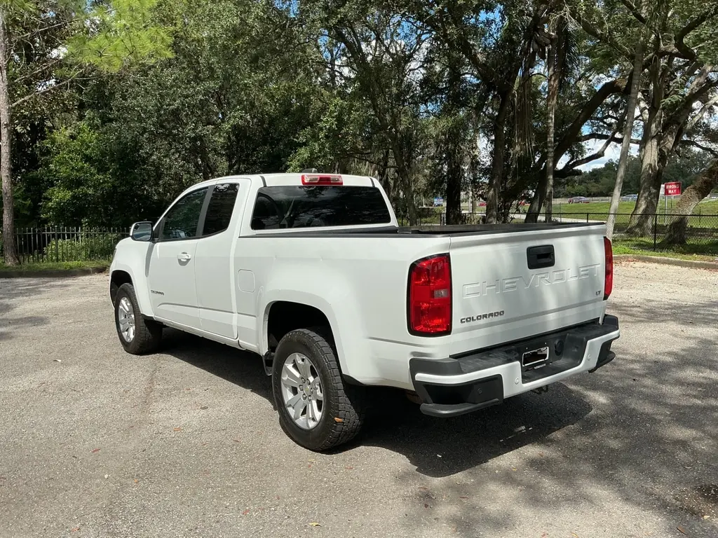 2022 CHEVROLET COLORADO 2WD LT photo 3