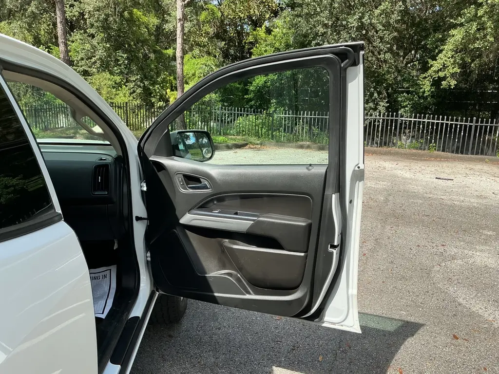 2022 CHEVROLET COLORADO 2WD LT photo 14