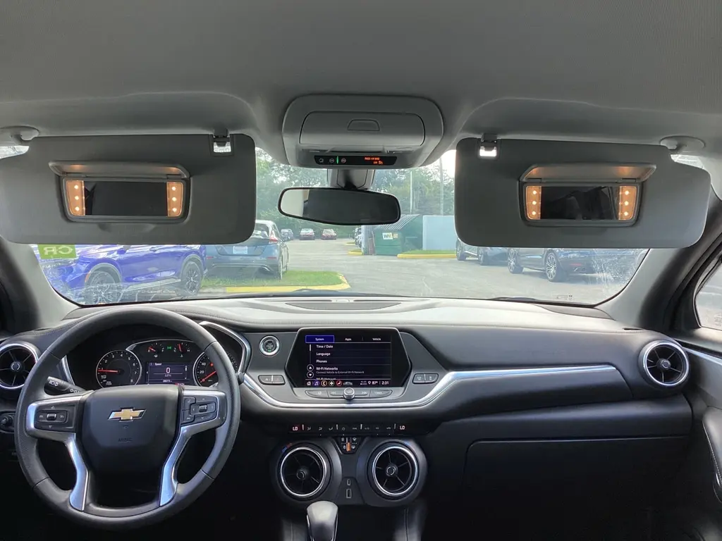 2021 CHEVROLET BLAZER LT photo 24