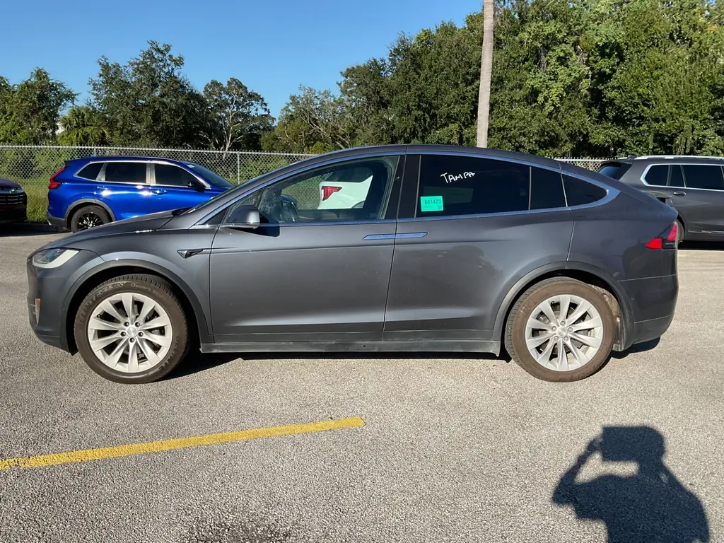 2020 TESLA MODEL X LONG RANGE photo 2